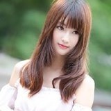 日本海鲜市场 ,新鲜的象拔蚌现场清洗切片 ,忍不