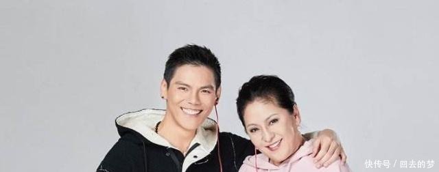 向佐新女友曝光,两人甜蜜牵手逛街,已获向太