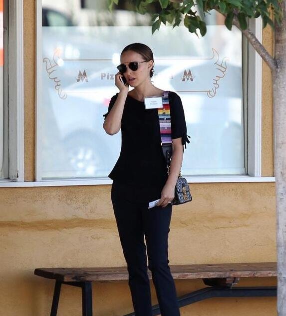 《这个杀手不太冷》男女主人公现状!女孩终于