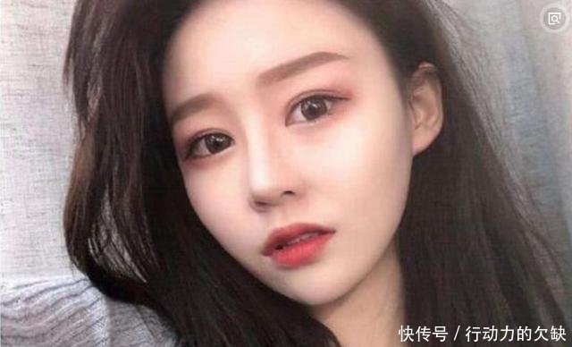 抖音过气网红温婉,继大妈脸之后,僵尸牙再刷三