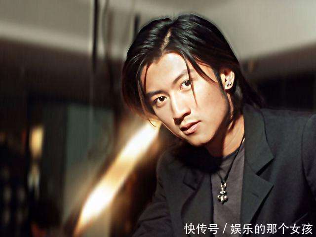 为什么娱乐圈里有很多女明星都喜欢谢霆锋?