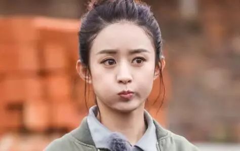 拍戏被趁乱占便宜的女星,刘亦菲的可以忍,赵