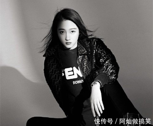 继鹿晗之后,关晓彤也参加综艺成常驻嘉宾,网友