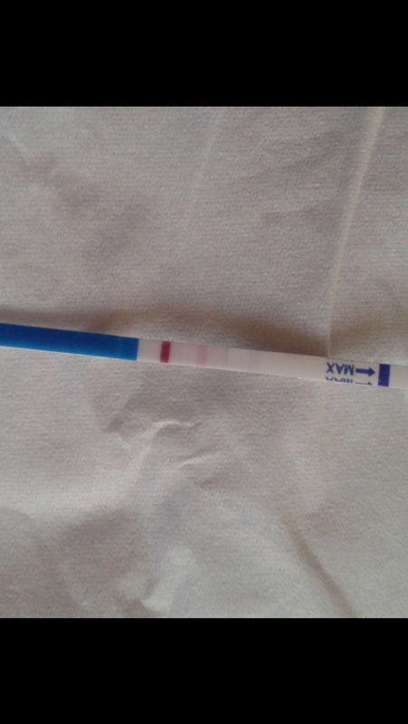 求大神帮助 照证件照穿什么样颜色的衣服拍出