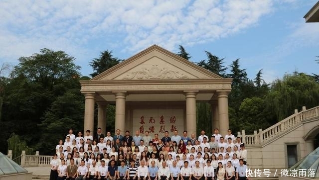 西安的一个学校的学生