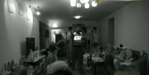 老婆生日当天男子约会姐妹花被民警抓捕后坦