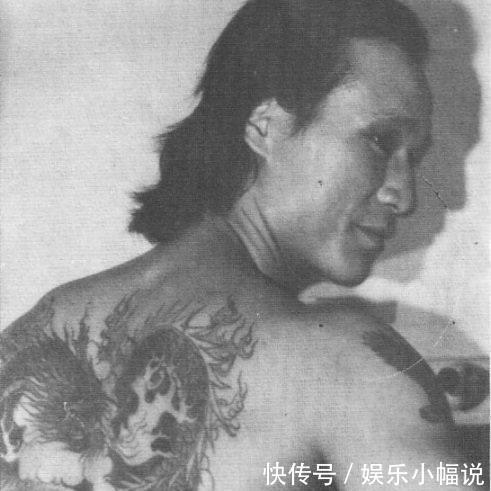 40年前陈惠敏大战跛豪,双花红棍实至名归,这部