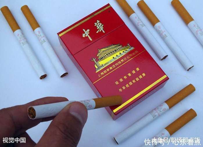 同事请客吃饭2300, 中途要我去洗手间, 结账时店主一句话, 他懵了