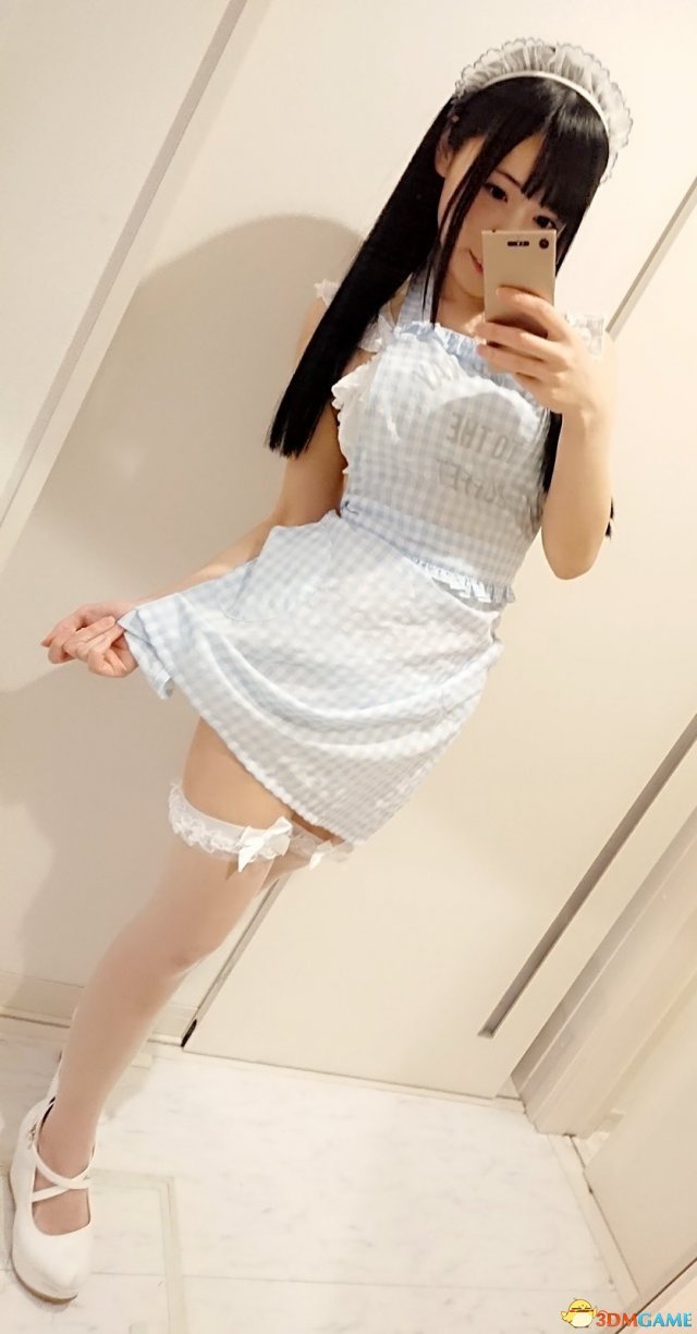 日本美女冈田ゆい美照 身材性感爱摆出挑逗姿势