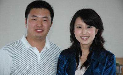 她是最美央视女主持，却嫁给了年过半百的富商，还成了后妈