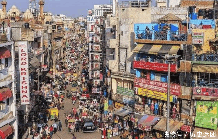 印度首都新德里: 街头几乎看不到垃圾桶, 垃圾堆