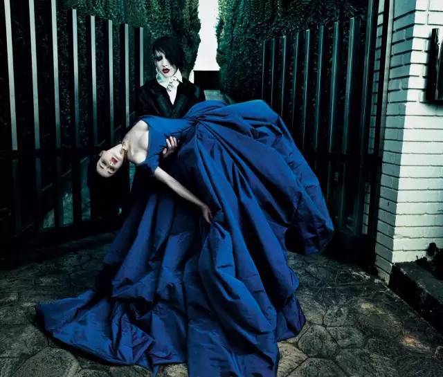 Kptallat a kvetkezre: „marilyn manson eskvje”