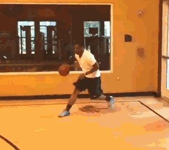 篮球教学-出手投篮选择的方式