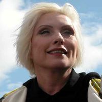 中文名称:狄波拉·哈利 外文名称:deborah harry 国籍:美国 出生日期