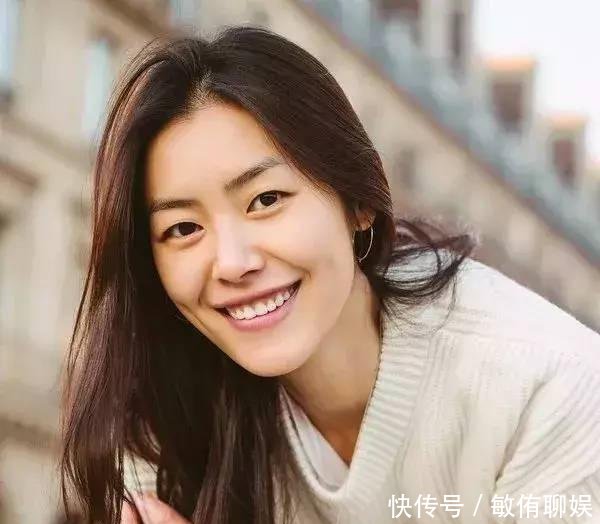 娱乐圈酒窝女星谁最美 杨颖第八, 刘雯第二, 第