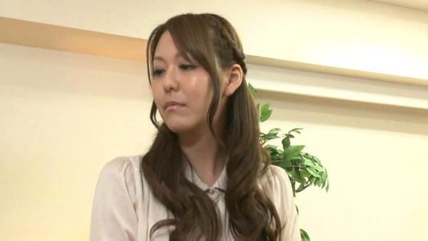 哪位知道这个女演员是谁 岛国的_360问答