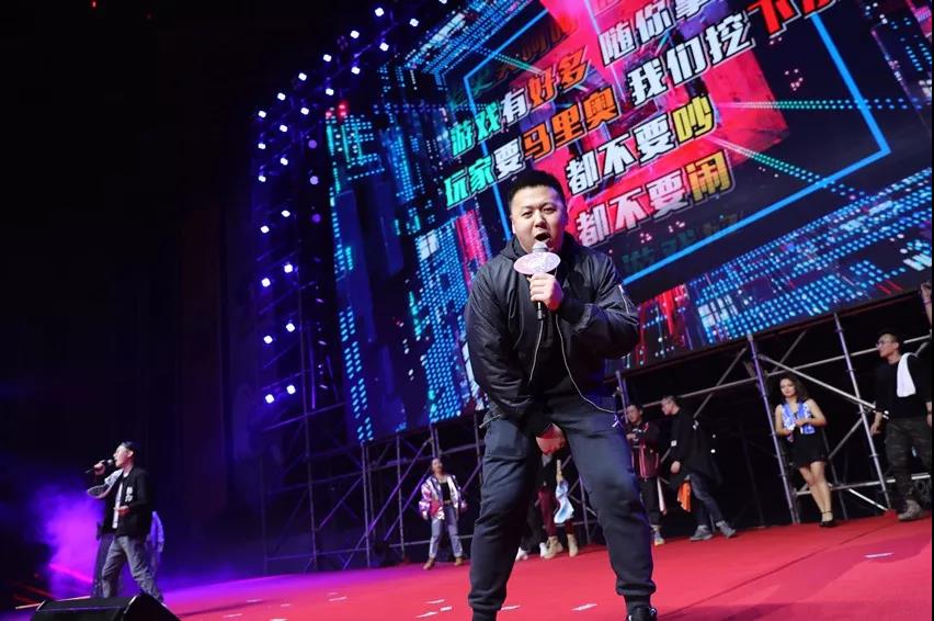 游戏公司的花样年会:高管扎堆走秀,员工瓜分数百万奖金