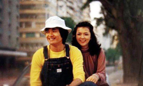 周润发为她自杀，刘德华被她拒绝，经历一段婚姻和一段同性恋情后她至今单身