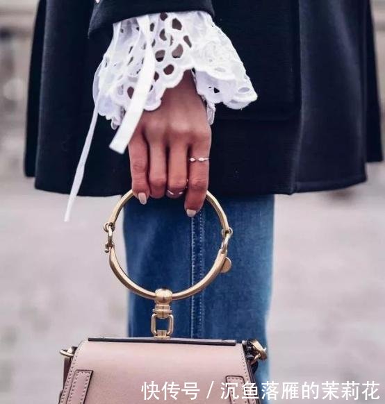 为啥要买奢侈品包 t017777a7b22b2d8407.jpg