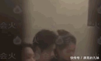 鹿晗关晓彤大街亲吻、回家过夜被拍,同居了晓