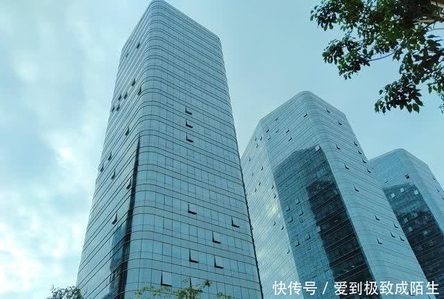 送长辈什么礼物好?AGM H1三防手机传递爱的特殊符号