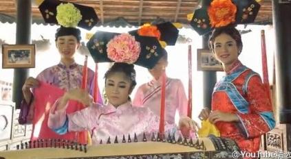 <em>导姐叨叨叨:男神</em>变成逗比不是两三天!(2014年