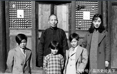 旧中国恶霸地主刘文彩的丑恶嘴脸,几位姨太的