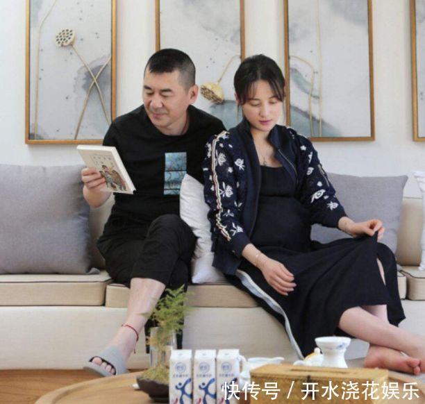 大S: 他们都快离婚了, 小S立马变脸, 脱口而出九