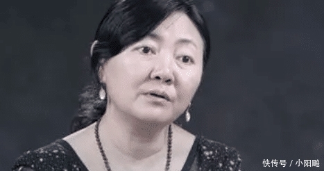 大学毕业证照片