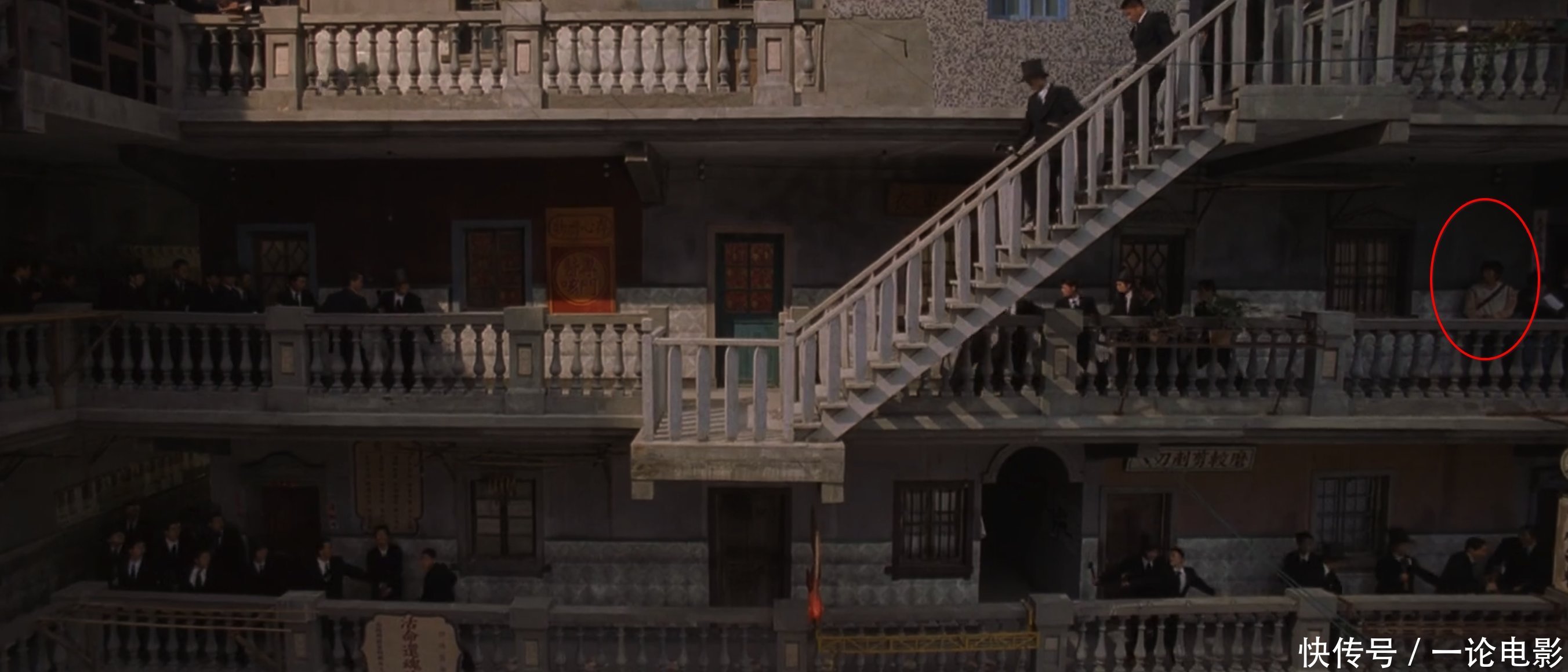 周星驰《功夫》好笑的点很多,但这个最好笑的