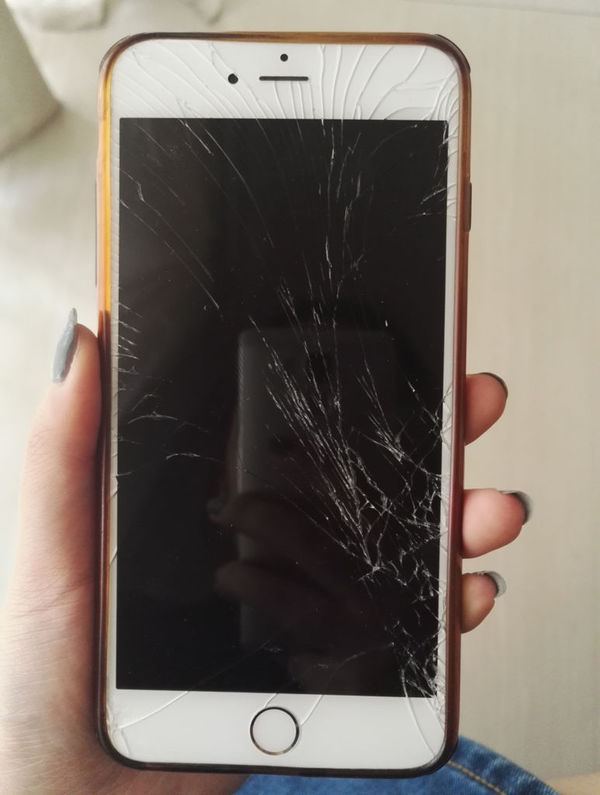 苹果6Plus ,手机屏摔碎了_360问答