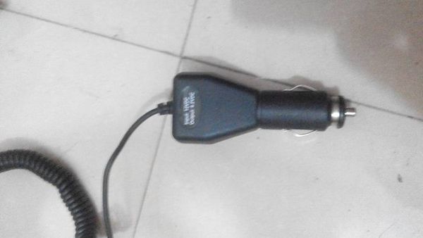 这种充电器为什么手机能显示正在充电,就是充