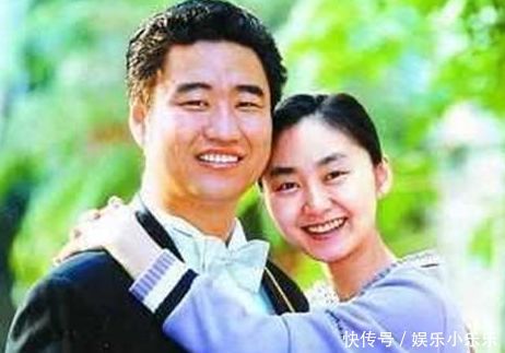 资助1百多名穷困学生,死后却无钱下葬,5年后妻子驾车被砸身亡