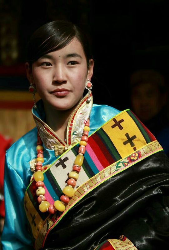 我想和一个藏族女孩结婚,可是她父母不同意。