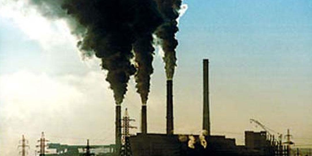 小区居民称遭工厂排污困扰3年 环保局:检测合格