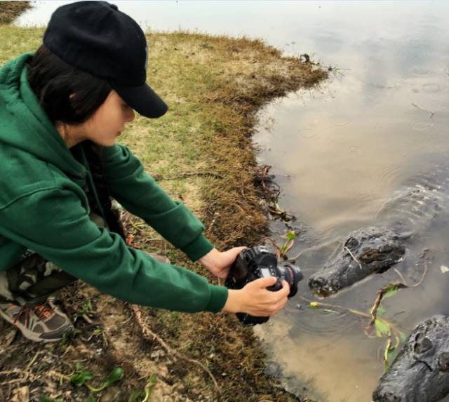 她是中国女版的"贝爷":登过雪山,潜过深海……[墙根网]