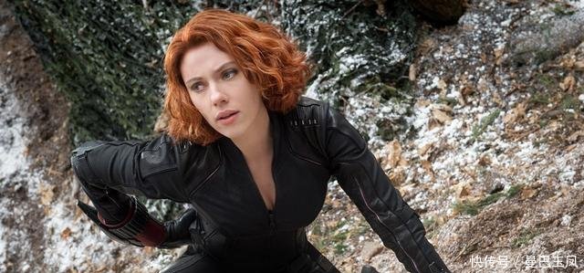 漫威黑寡妇喜欢的是谁, 美国队长, 鹰眼还是绿巨