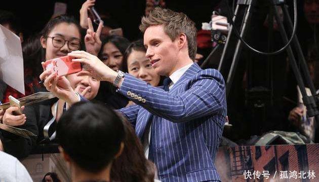 小雀斑埃迪·雷德梅恩变身传奇巫师:有生命的