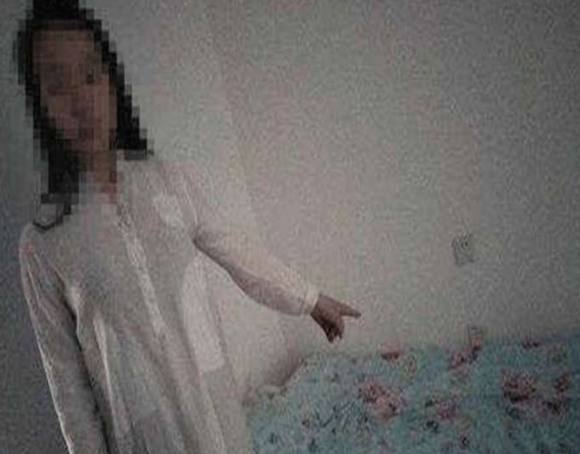 19岁旅店住东西,半夜女孩身上有感觉,用手一摸女生吧深圳图片