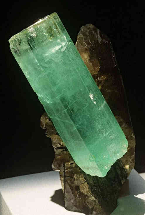 中国境内最大的深坑,日本人想用粮食换产物,被我国断然拒绝!