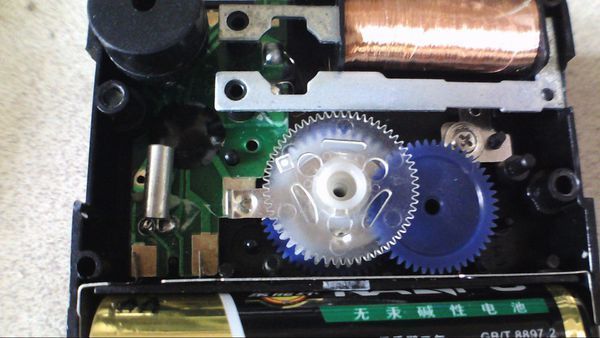 电路板常见到的一坨黑点是干什么的?_360问答