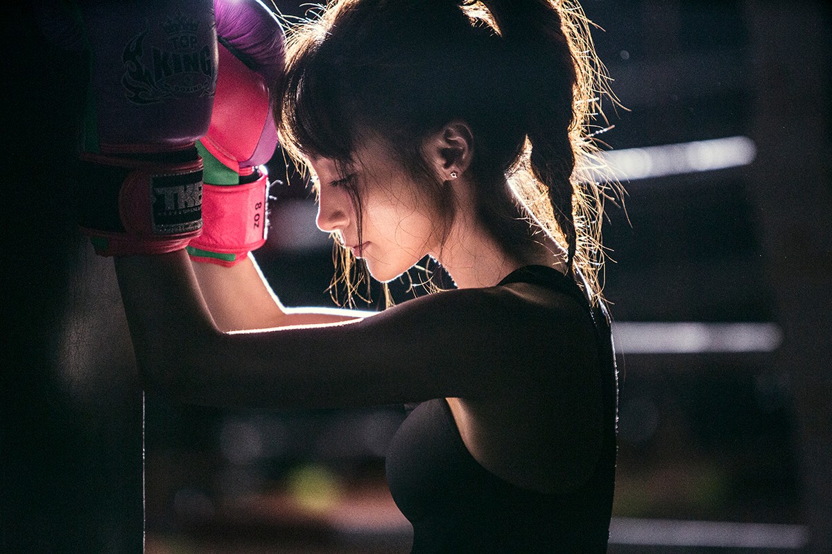 Female Wearing Boxing Gloves Picture And HD Photos | Free Download On ...