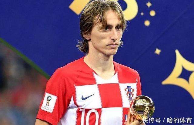 心疼!莫德里奇茫然一刻看哭多少球迷,金球奖抚