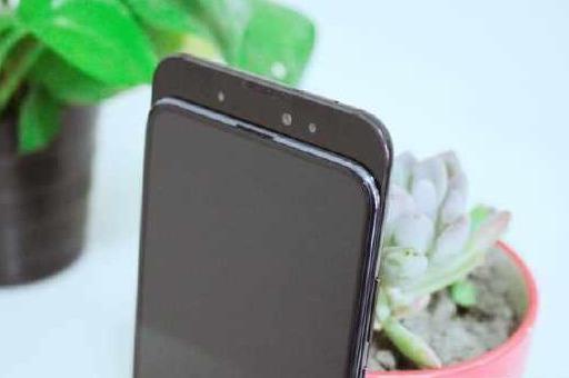 荣耀Magic2实测:高颜值AI滑屏手机!Magic为新