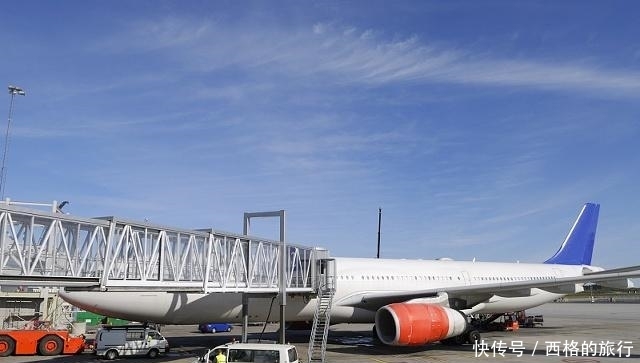 飞机场附近有哪些地方 t018650ac1496e7d825.jpg