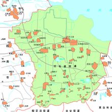 地理位置红石崖街道位于胶州湾西岸,青岛经济技术开发区北部,东与