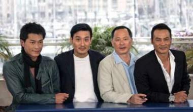 取小说名:<em>男主</em>是<em>黑社会</em>帮主,在别人面前很冷,在