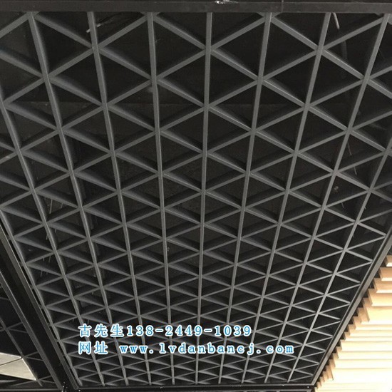 铝格栅吊顶间距多大符合消防要求,现在我在一