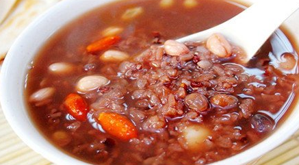 每天早上吃八宝粥对身体有什么好处?_360问答