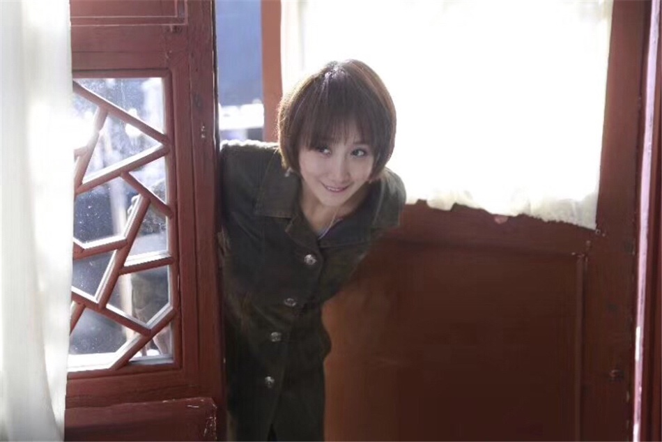 两代演员倾情演绎 电视剧《远方的家》持续热